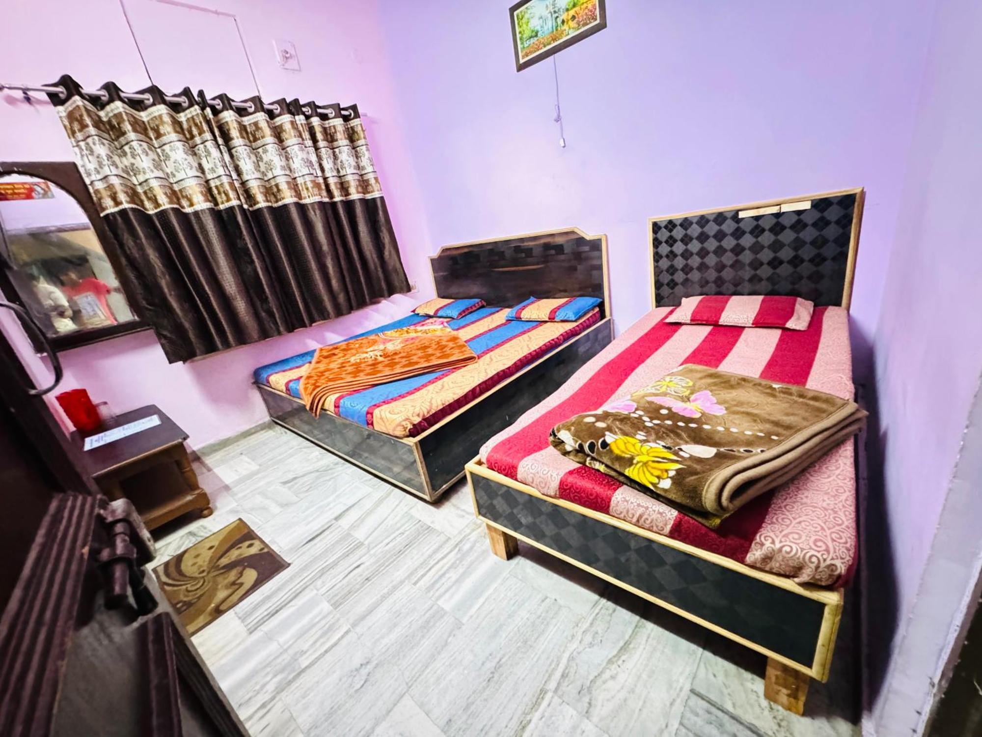 Hotel Hari Ganga - Harkipauri Road Haridwār Εξωτερικό φωτογραφία