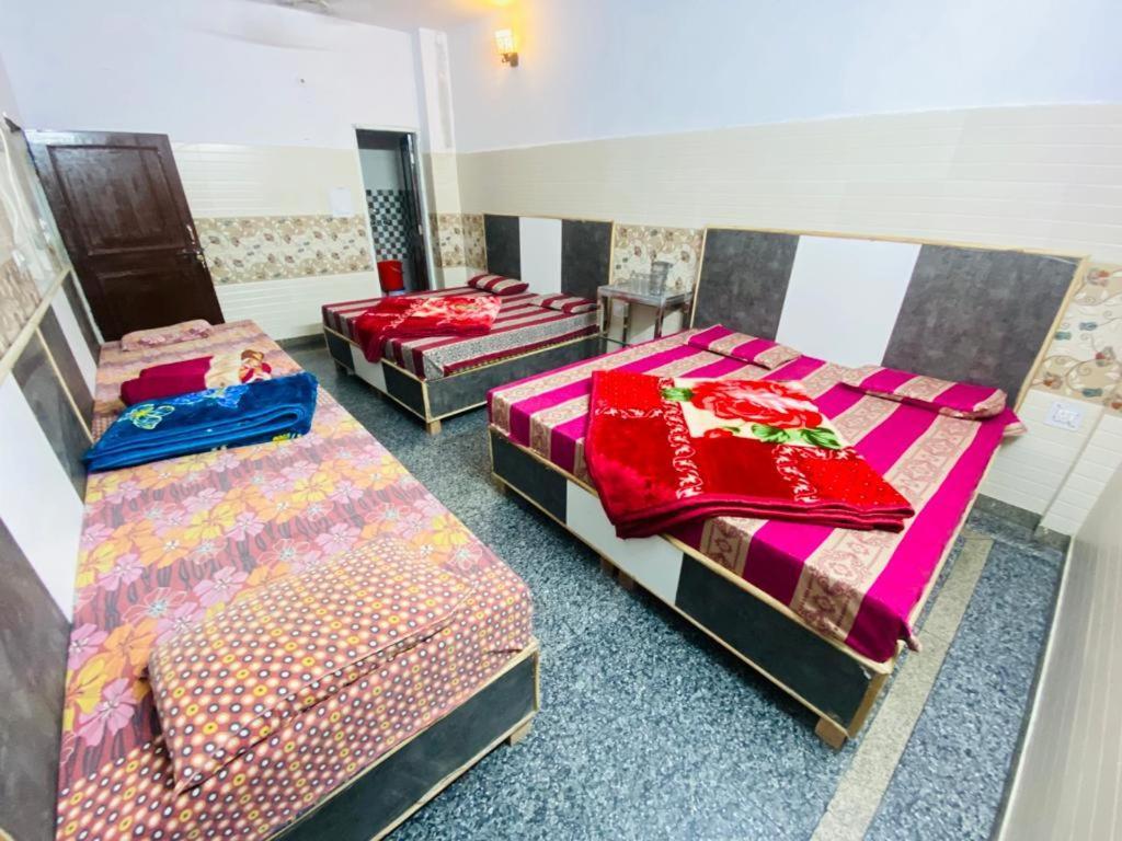 Hotel Hari Ganga - Harkipauri Road Haridwār Εξωτερικό φωτογραφία